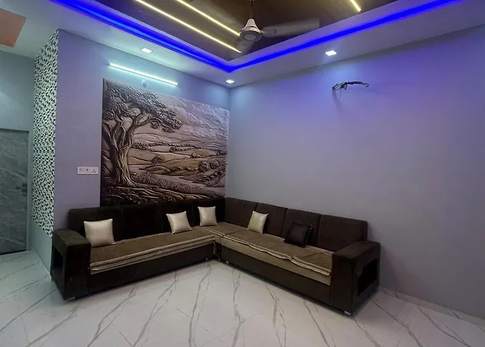 Elegant 4Bhk Villa Perfect For Families & Group